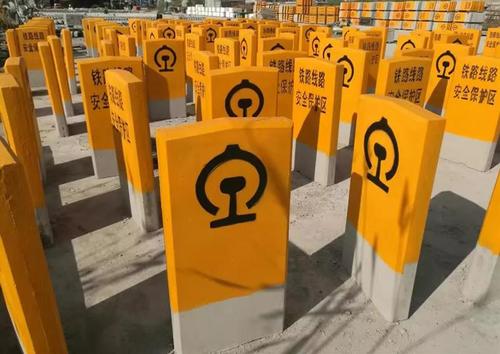 采購鐵路標志AB樁，鐵路ab樁預(yù)制